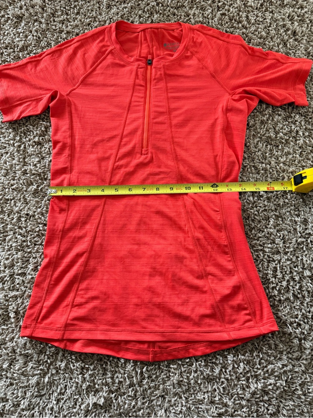 Like New Athleta Rashguard - Picture 10 of 10